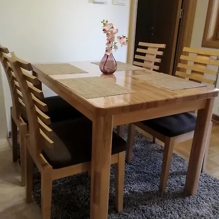 Monika Apartamento *